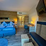 Veenland 4* هارن