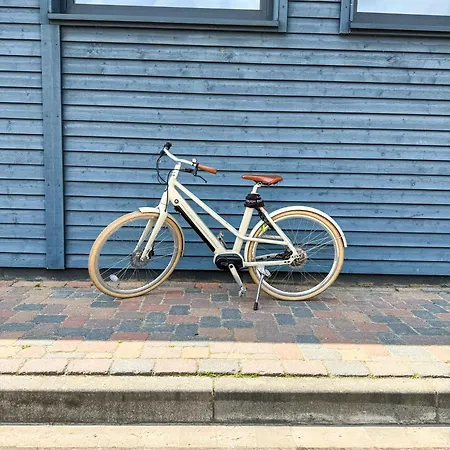 فندق Veenland 4*