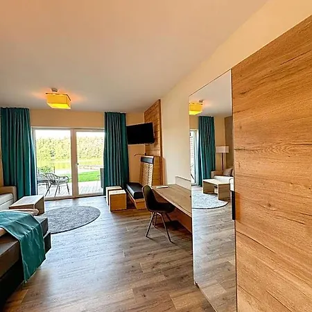 Hotel Veenland 4*