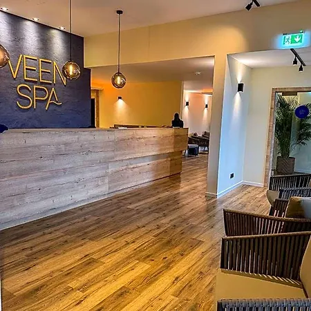 Hotel Veenland 4*